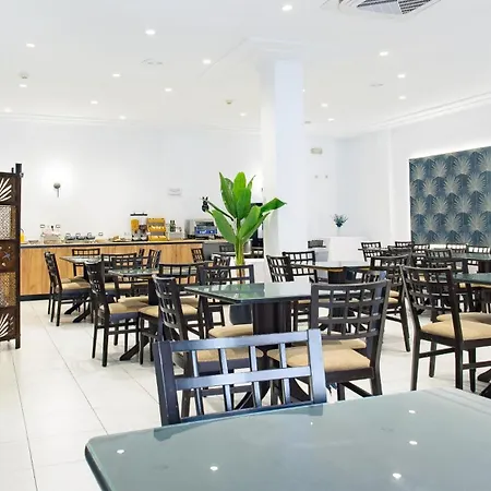 Eden Mar Hotel 2*