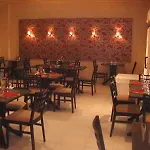 伊甸园月酒店 酒店 2*