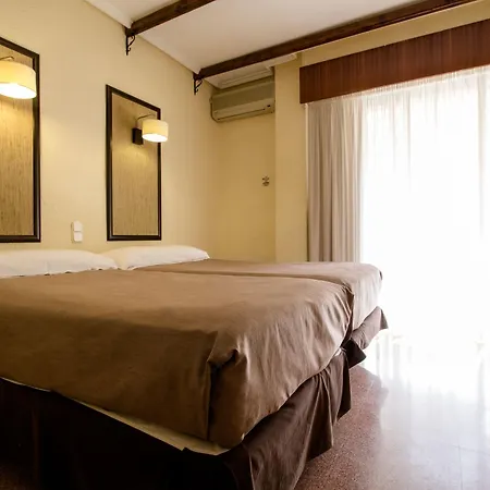 Eden Mar Hotel 2*