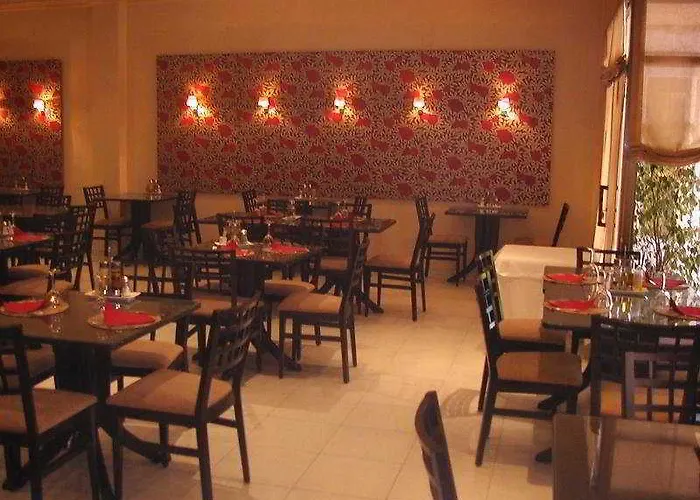Eden Mar Hotel 2*